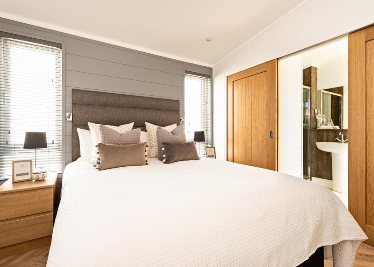 Midsomer Lodges Pilton Exterior foto